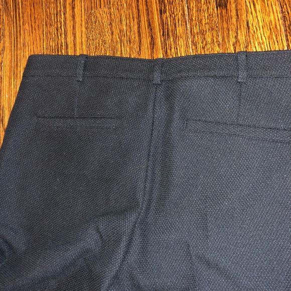 Club Monaco size 2, 7/8 length straight black pants - Picture 5 of 5